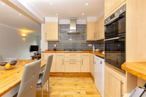 3 bedroom terraced house for sale, Hardwicke Place, London Colney, St. Albans