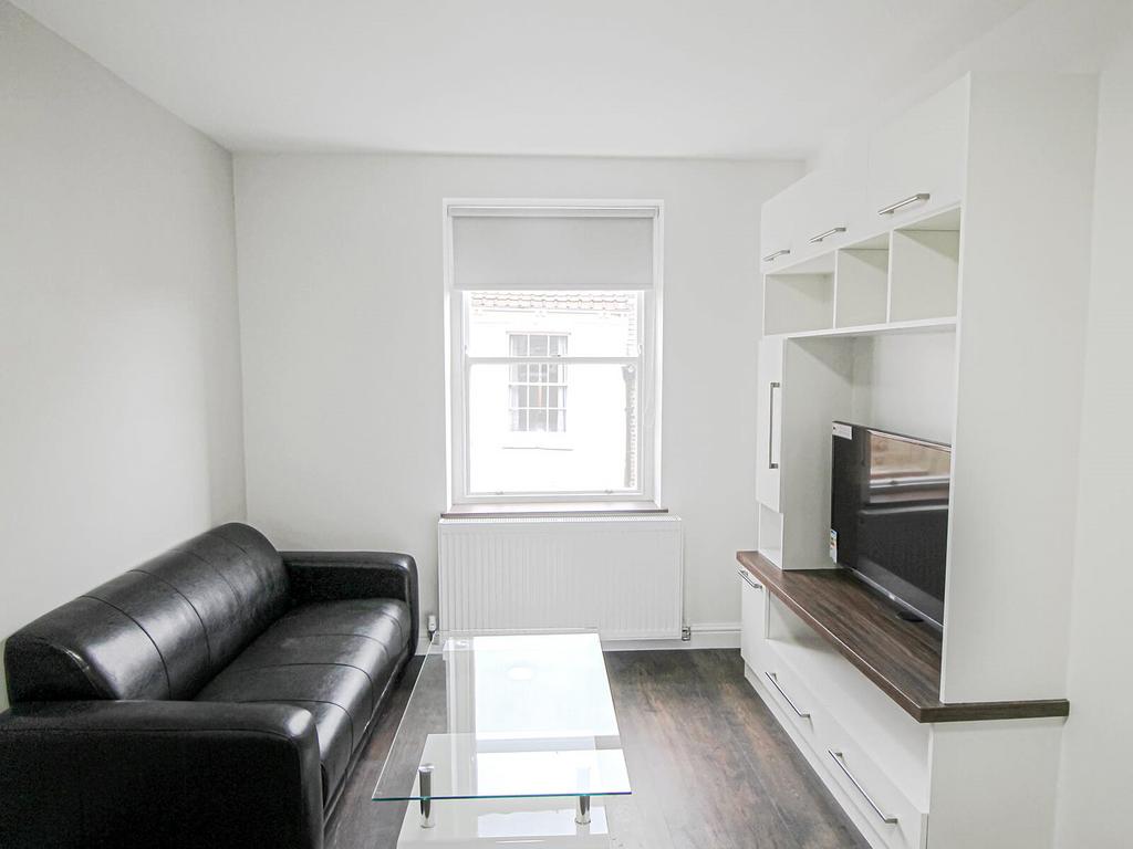 Apartment in York - View 2