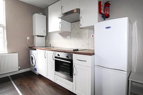 Studio to rent, at Nationwide, Apt 1, 4 Darnley Road, Darnley Road LS16