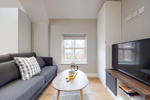 undefined, Apt 3, 23 Springfield Mount, 23 Springfield Mount LS2