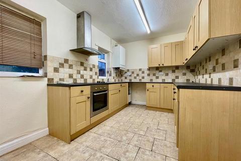 2 bedroom house to rent, Grange Drive, Glen Parva