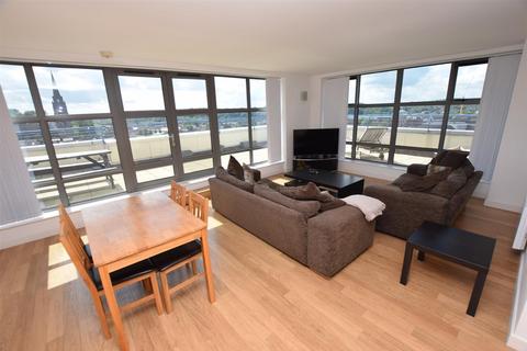 2 bedroom penthouse to rent, Brunswick Court, Brunswick Street, Newcastle, Staffordshire, ST5 1HH