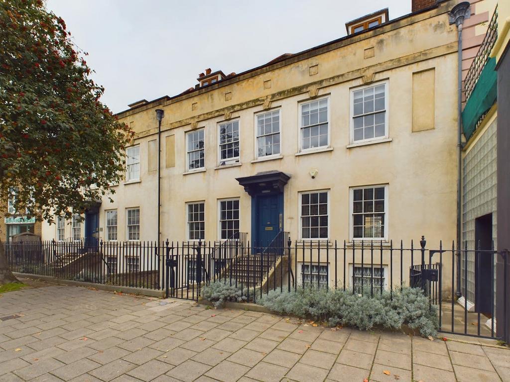 81-83 Essex Road