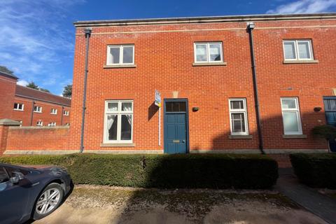 3 bedroom semi-detached house to rent, Carnarvon Court, Bretby, Burton-On-Trent, Derbyshire, DE15 0UA