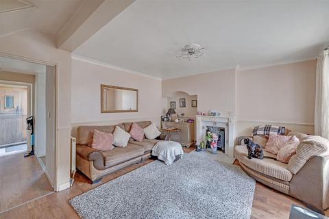 3 bedroom end of terrace house for sale, Marlborough Road, Dagenham, Essex