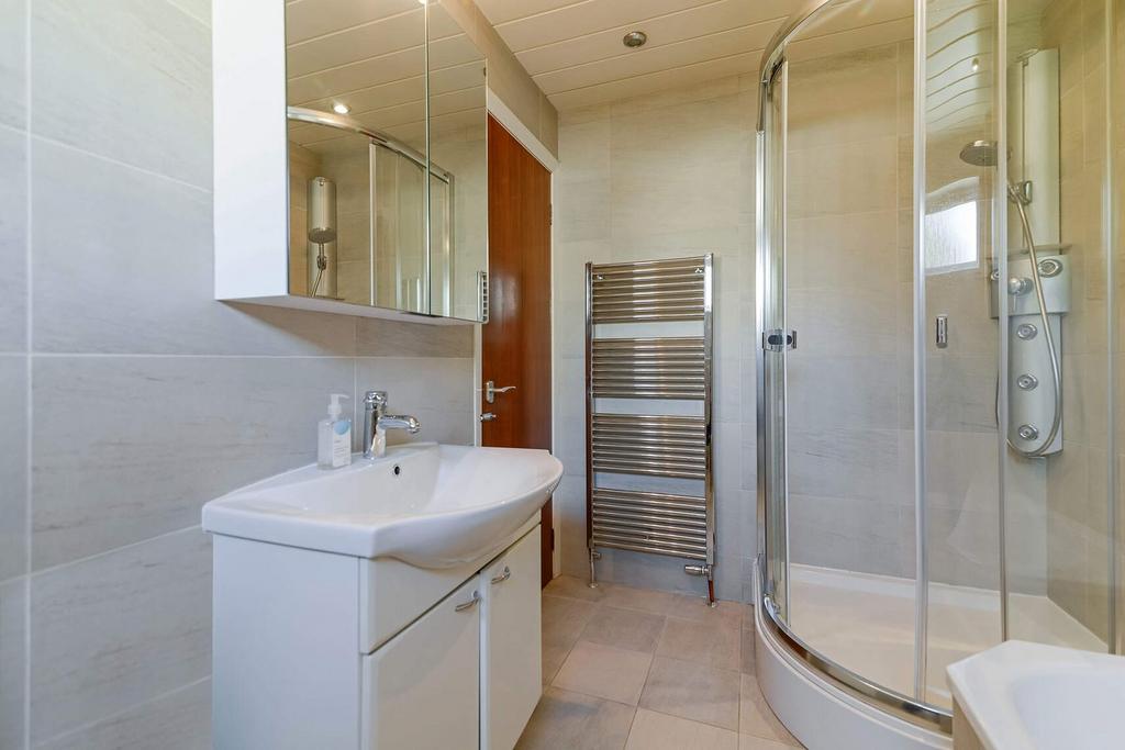 Upstairs bathroom