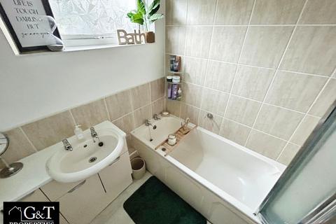 3 bedroom terraced house for sale, Pimlico Court, Dudley