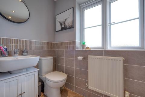 42 Burrington Close, Redditch, B97 6HE