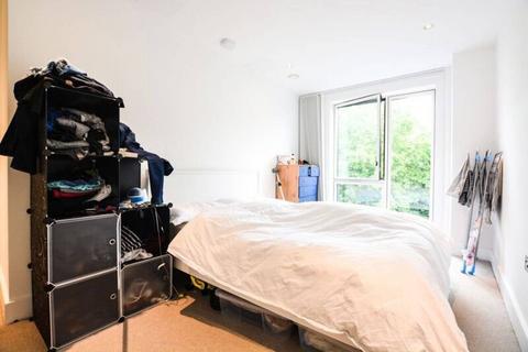 1 bedroom flat to rent, 213 Bow Road, London E3