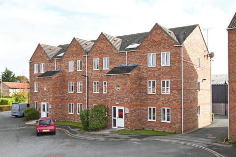 2 bedroom flat for sale, Chester House, Birch Park, York, YO31