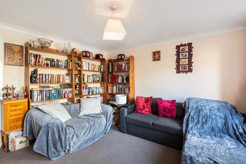 2 bedroom flat for sale, Chester House, Birch Park, York, YO31