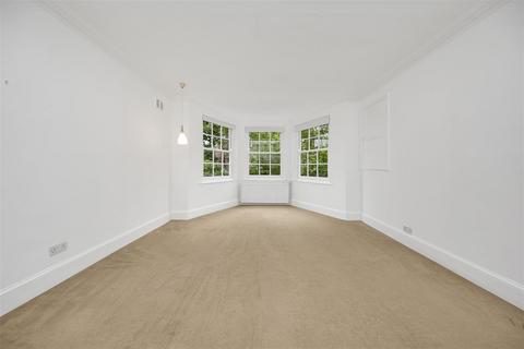 3 bedroom flat to rent, Dartmouth Road, London NW2