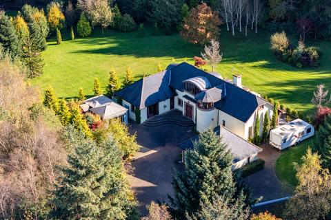 4 bedroom detached house for sale - 8 Castleview Lane, Murieston, Livingston, EH54 9HN