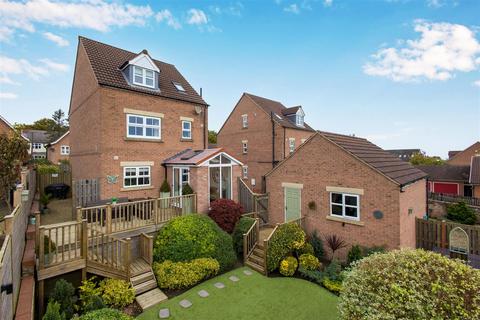 4 bedroom detached house for sale, Church Hill Rise, Leeds LS25