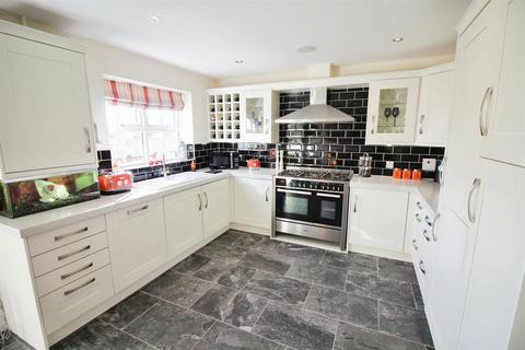 4 bedroom detached house for sale, Church Hill Rise, Leeds LS25