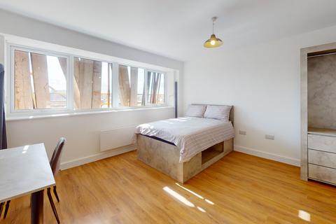 Studio to rent, Lemyngton Street, LE11 LE11