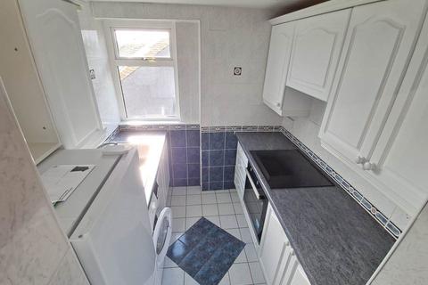 3 bedroom cottage to rent, Renshaw Drive, Glasgow