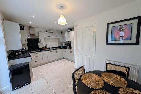 3 bedroom semi-detached house for sale, Flaxley Lane, Middlebeck