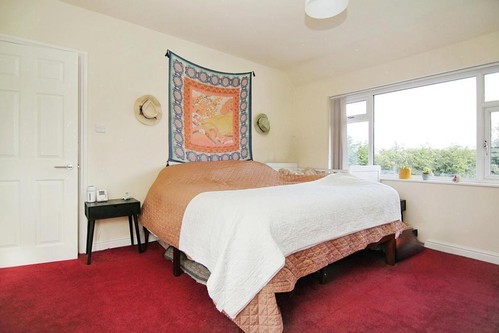 Main bedroom