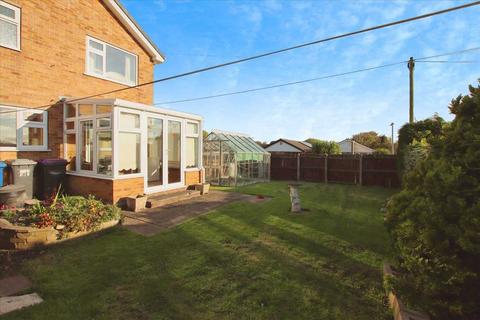 3 bedroom detached house for sale, Fern Grove, Cherry Willingham, Lincoln