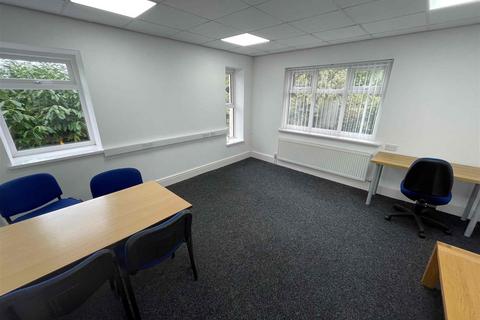 Office to rent, 1st Floor Office Suite, Friarswood Clinic, Priory Road, Newcastle-under-Lyme, ST5 2EN