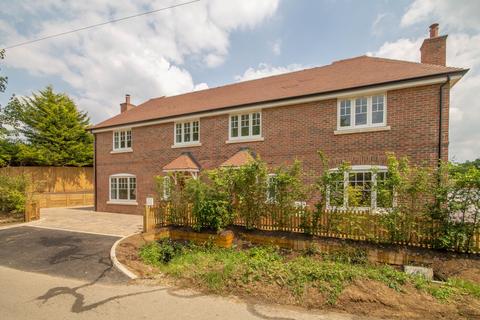 4 bedroom semi-detached house for sale, Acorn Gardens, Bell Lane