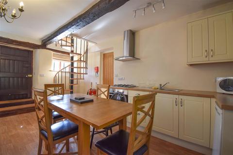 2 bedroom house for sale, Boroughgate, Appleby-In-Westmorland