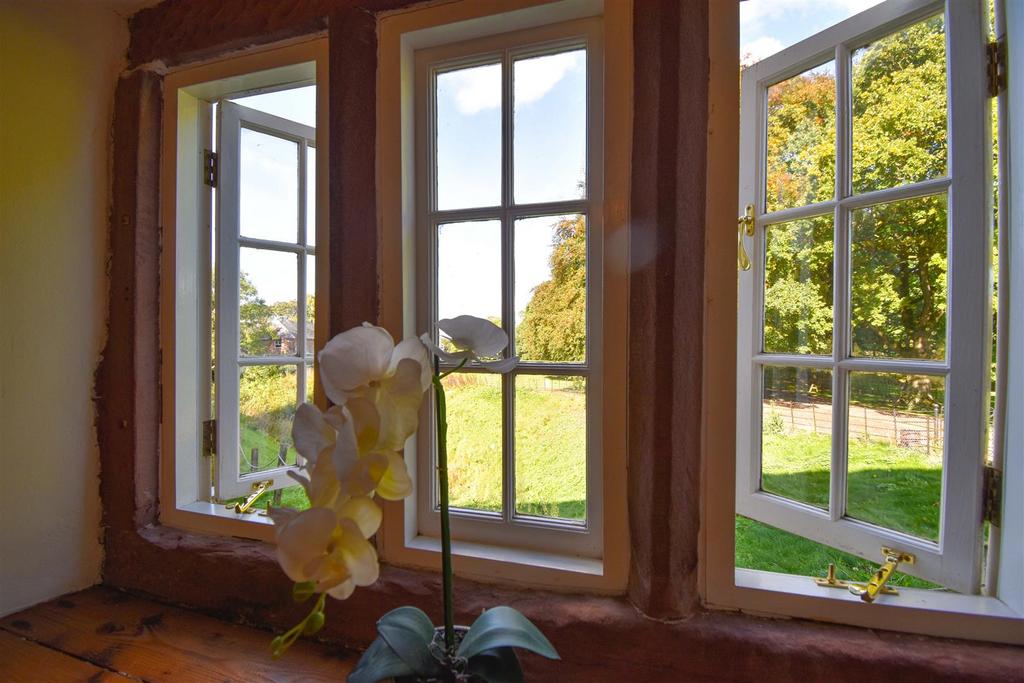 Appleby Castle, Coleridge Kitchen Window b.jpg