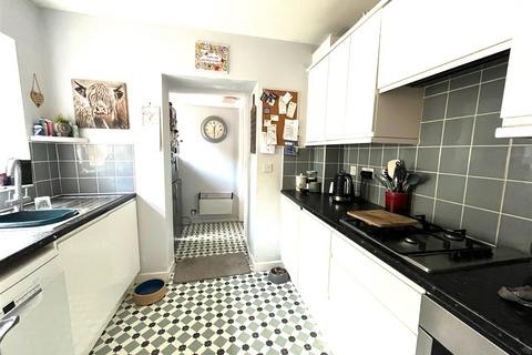 17 Heather Close, Brereton, Rugeley, WS15 1BB