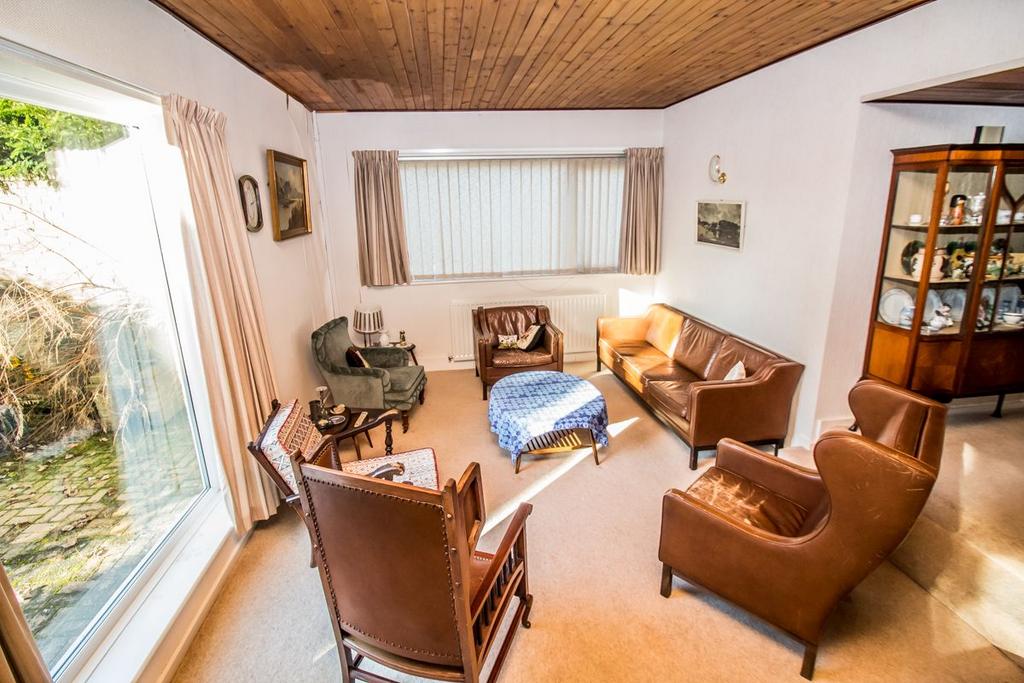 Lounge 4