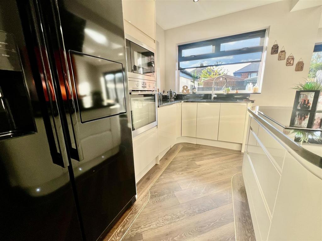 Kitchen/diner/living space