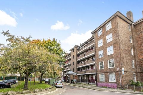 4 bedroom apartment to rent, Rockingham Street London SE1