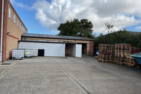 Warehouse to rent, Telford Way, Severalls Industrial Estate, Colchester, Essex, CO4