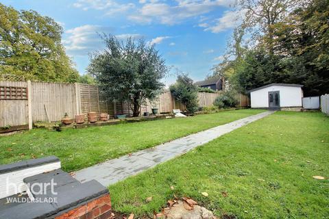 5 bedroom detached house for sale, Chestnut Avenue, Chatham