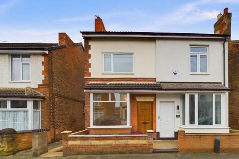 2 bedroom semi-detached house for sale, Second Avenue, Nottingham NG4