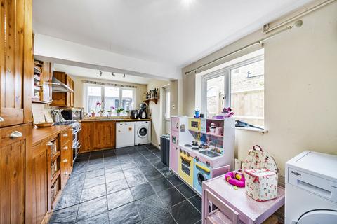 2 bedroom terraced house for sale, Mottingham Road, London