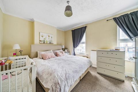 2 bedroom terraced house for sale, Mottingham Road, London