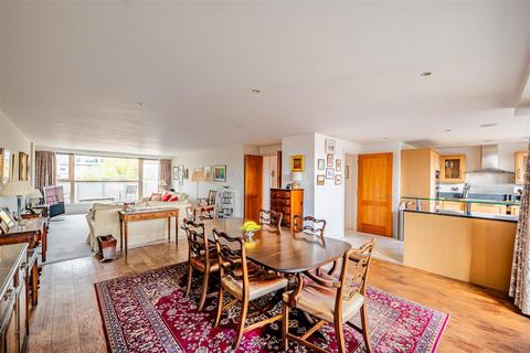 3 bedroom penthouse for sale, Merchants Road, Clifton, Bristol, BS8