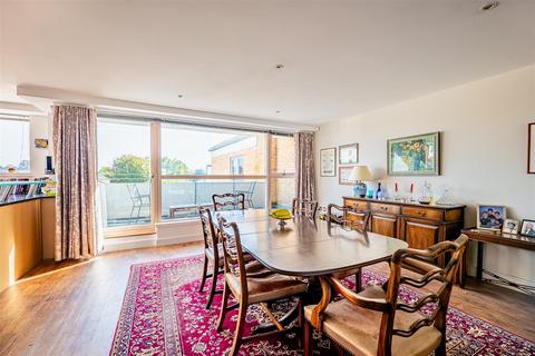 3 bedroom penthouse for sale, Merchants Road, Clifton, Bristol, BS8