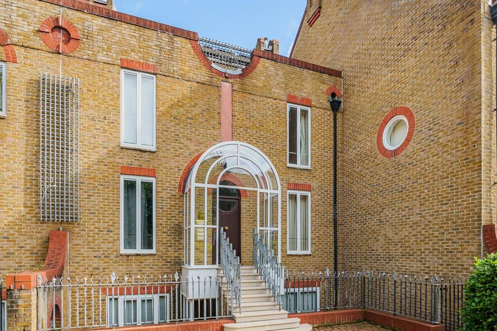 Oxford Road, Ealing 1 bed penthouse for sale £475,000