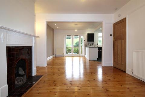 3 bedroom detached house to rent, Plymouth Road, Totnes