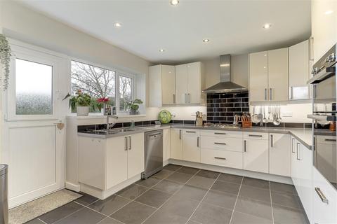 4 bedroom semi-detached house for sale, Parklands Crescent, Bramhope