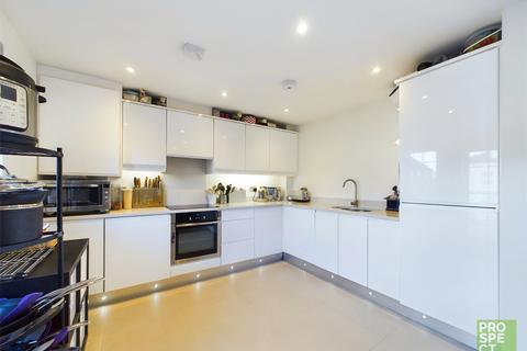 2 bedroom apartment for sale, Maiden Vale, Craufurd Rise, Maidenhead, Berkshire, SL6