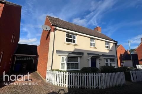 4 bedroom detached house to rent, Plantation Way, Red Lodge