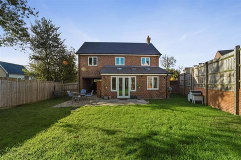 4 bedroom detached house for sale, Burton Way, Stanway, Colchester