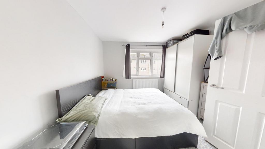 6-Courtlands-Road-Portland-Dorset-UK-10222024 1531