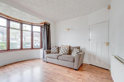 4 bedroom terraced house for sale, Princes Avenue, London, NW9