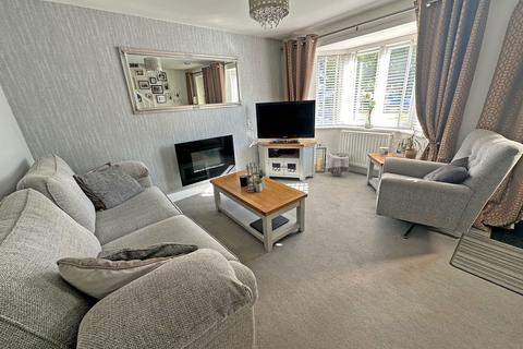 2 bedroom end of terrace house for sale, Bunny Court, Wythall, B47 6AY