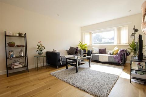2 bedroom apartment to rent, Herons Way, Birmingham B29