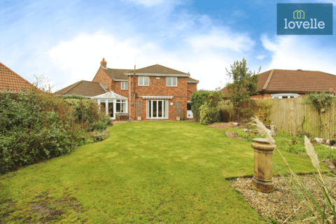 4 bedroom detached house for sale, Camargue Avenue, Waltham DN37